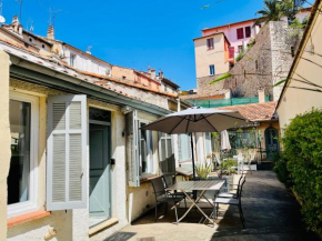 Maisonnette Studio bas Suquet, proche plage et palais